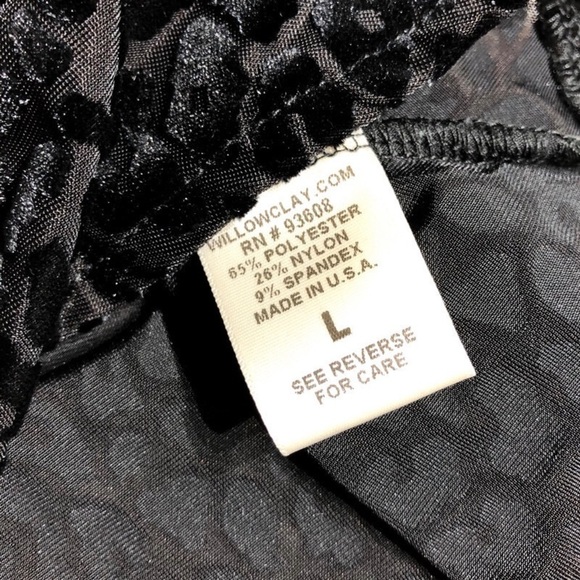 WILLOW & CLAY Black Velour Peplum Animal Print Top Size L - Picture 8 of 8